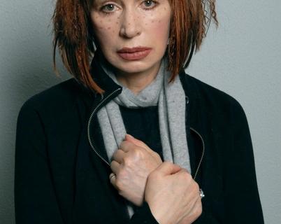 Эффектная Татьяна Васильева вышла в свет с новым пепельным оттенком волос