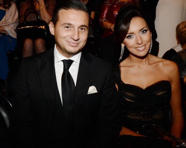 А где муж чтобы успокоить фолловеров Алсу показала редкий кадр с Яном Абрамовым