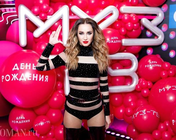 Ольга Бузова Ирина Дубцова Анна Семенович и другие артисты поздравили Муз-ТВ с 23-летием