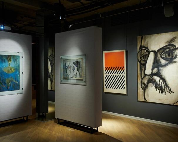 Хорошо-Плохо в Москве открылась выставка знаменитого художника Авдея Тер-Оганьяна