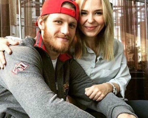 Адвокат Пелагея разрешает Ивану Телегину общаться с дочерью только по видеосвязи