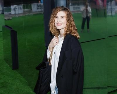 Анна Цуканова-Котт появилась на премьере бывшего мужа но не позирует с ним рядом