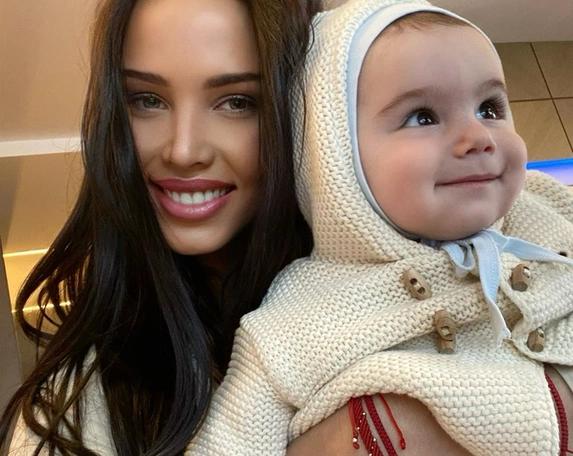 7-месячный сын Решетовой и Тимати произнес первое слово