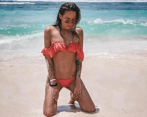 Айза Анохина рассказала из-за чего похудела до 38 кг